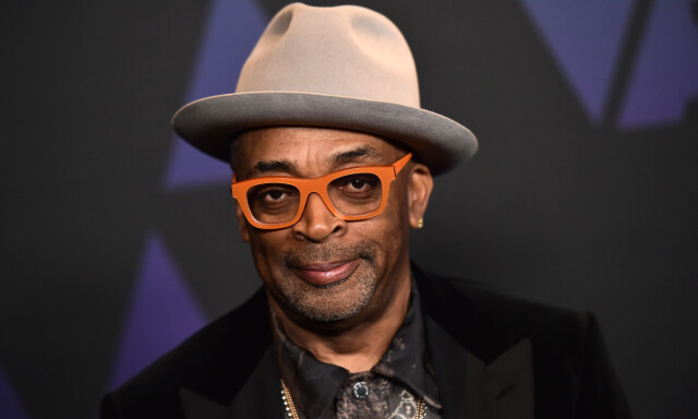REDDET JADA: Filmregissøren Spike Lee ble redningen for Jada Pinkett Smith. Foto: NTB Scanpix REDDET JADA: Filmregissøren Spike Lee ble redningen for Jada Pinkett Smith. Foto: NTB Scanpix